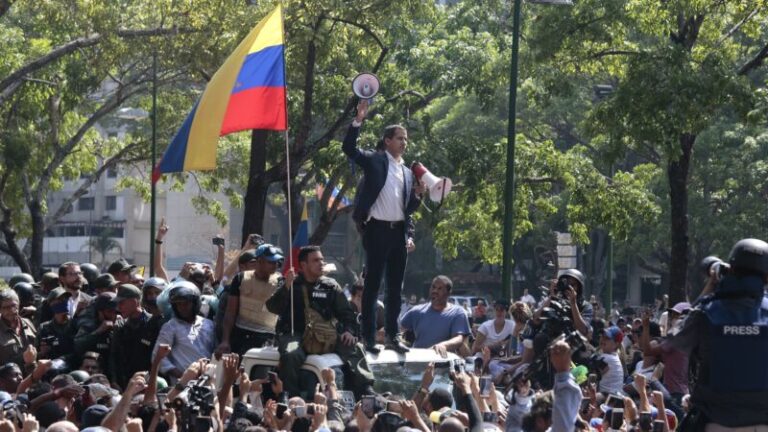 El día que Maduro casi cae: la historia interna de un levantamiento fallido