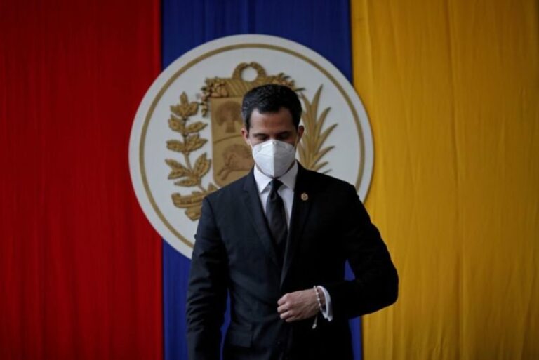 El líder de la oposición venezolana, Juan Guaidó, da positivo en la prueba del coronavirus