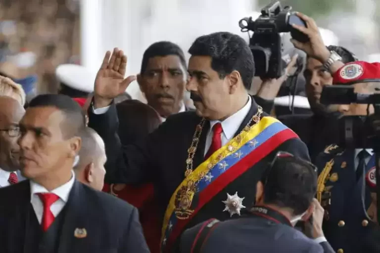 Con Venezuela en crisis, por que algunos siguen apoyando a Nicolás Maduro