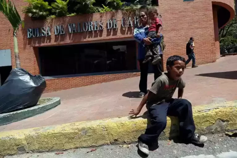 La pandemia agrava la crisis del trabajo infantil en Venezuela