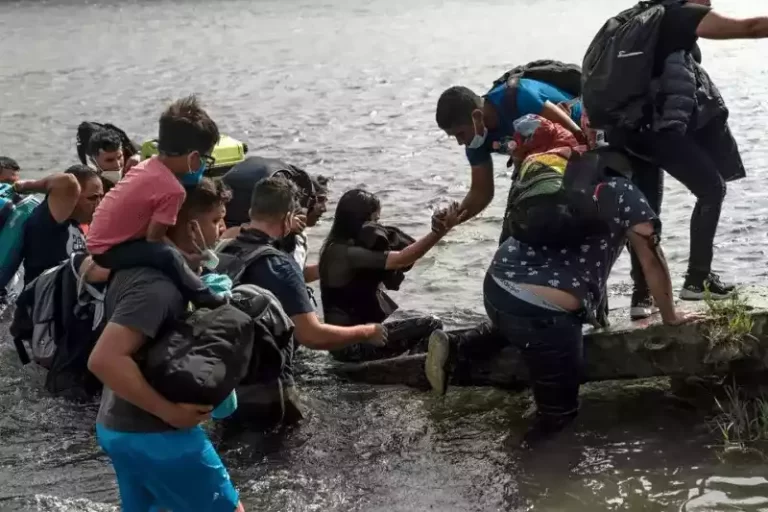 Venezolanos que huyen de las penurias en su país y de los prejuicios en el extranjero, ahora acuden a Estados Unidos.