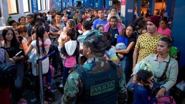 Una estrategia de Estados Unidos para abordar la crisis regional de refugiados de Venezuela