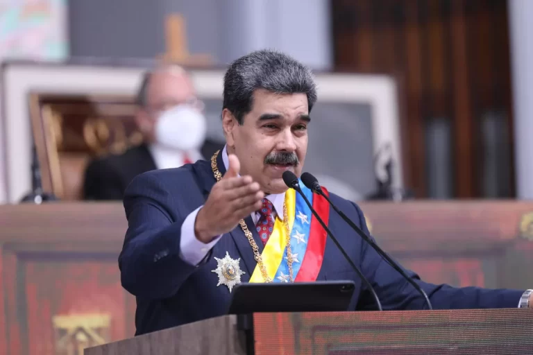 Maduro destacó en su memoria y cuenta un crecimiento económico de Venezuela en 2021