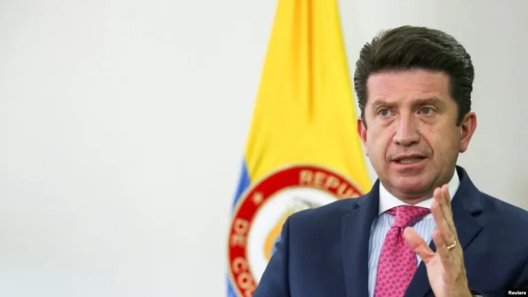 Colombia alerta de las «acciones de cooperación» entre Rusia y las fuerzas de seguridad venezolanas