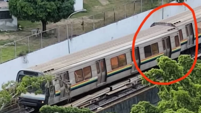 Tren del sistema Metro de Caracas se descarriló este miércoles