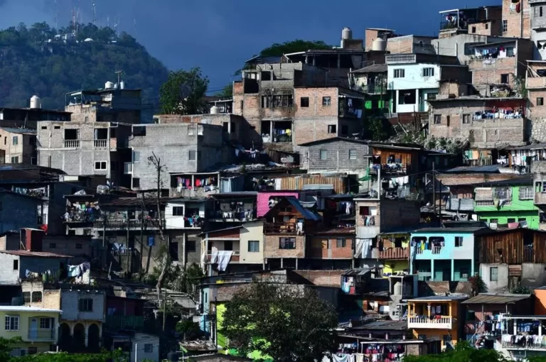 Pobreza extrema en Latinoamérica subió más de 13 %